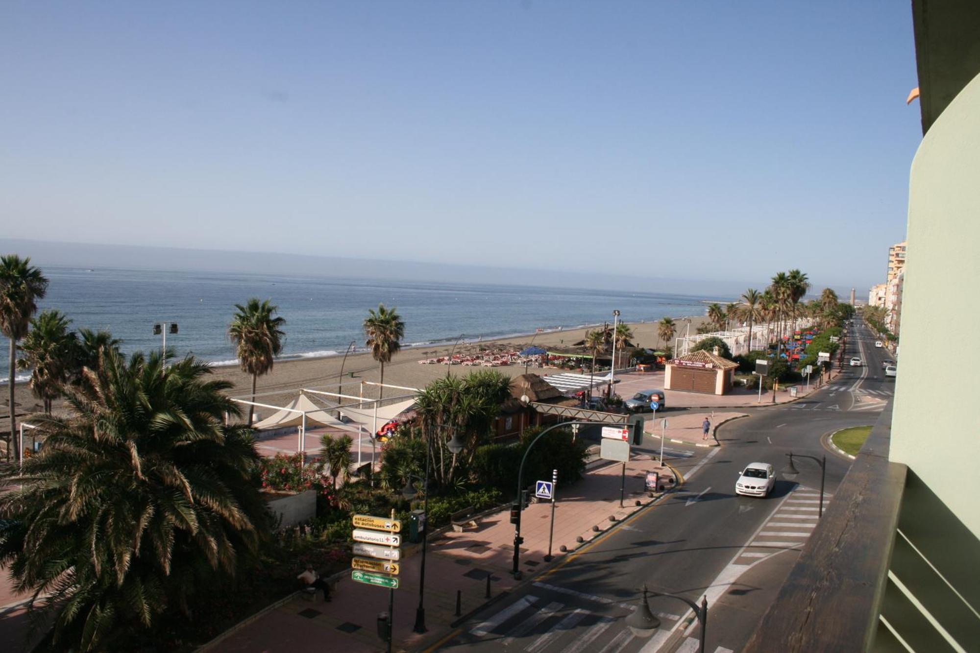 Hotel Buenavista Естепона Екстериор снимка View of Sabinillas